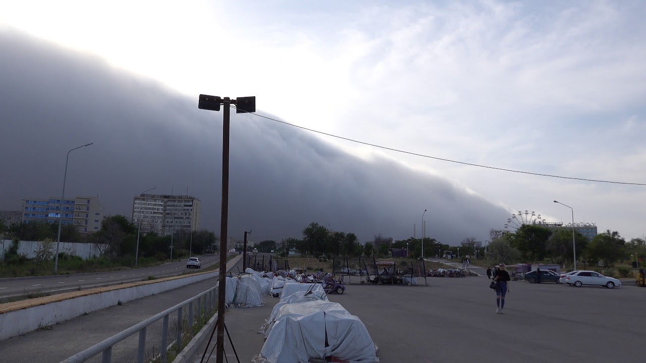 23 мая 2020 года. Актау. На город надвигаются тучи - YouTube