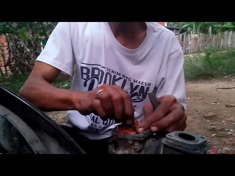 Cara Membersihkan dan Melepas Busi Motor Matic Mio. 