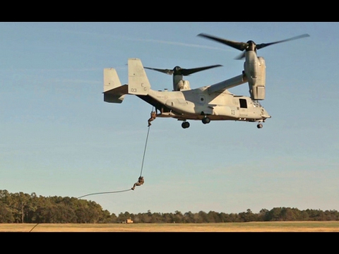 MV-22 Fast Rope Rappeling -- Feb 2017 