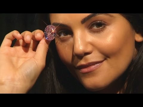 Видео: Розовая звезда, самый дорогой алмаз в мире, готовится к аукциону