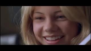 Michelle Williams in Species 1995