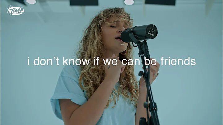 Hollyn - i don't know if we can be friends (acoust...