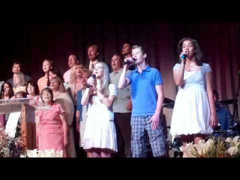 Tim Groen singing Glorious Day on Easter 2011