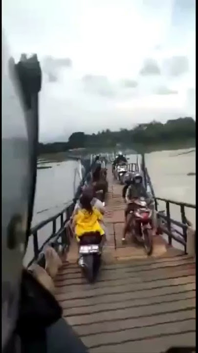 Detik-Detik Jembatan Putus. #shorts