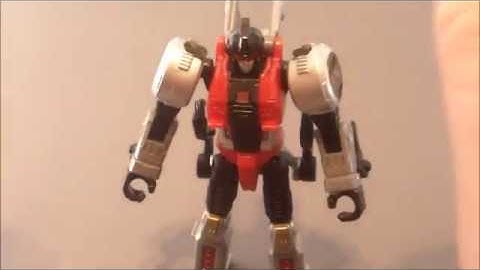 Transformers Power of the Primes: Legends Class Dinobot Slash Review