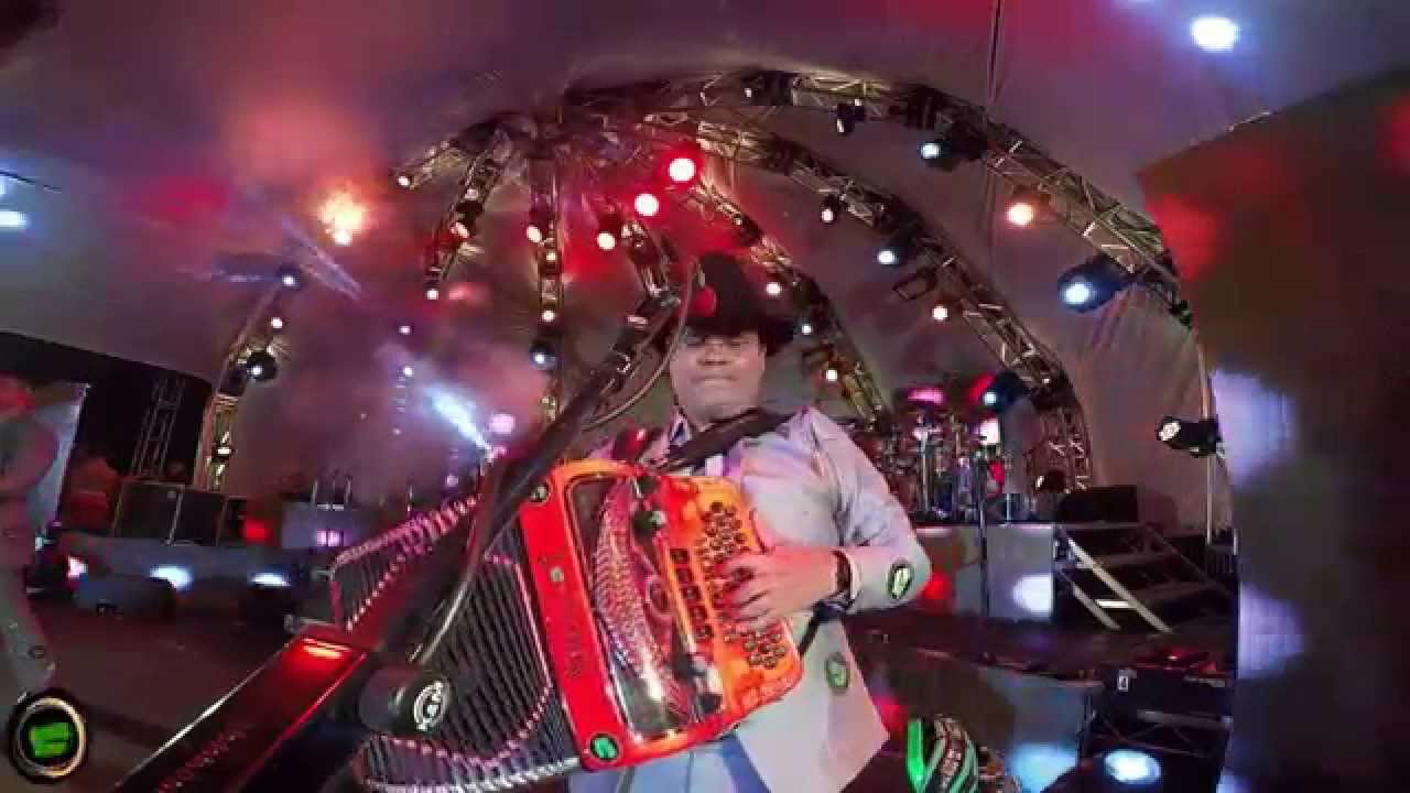 Suena La Banda - Los Tucanes De Tijuana (En Vivo desde Long Beach, CA. USA )