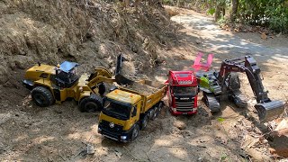 Aksi #130 Dump Truk RC Huina 1536, Truk Merci Muatan Tanah Merah Bangunan Excavator Besar Huina 1593