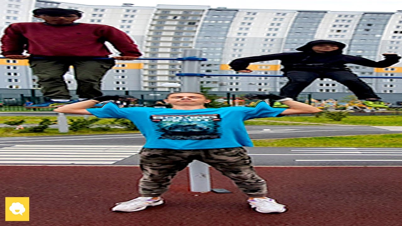 Пацаны на хондах