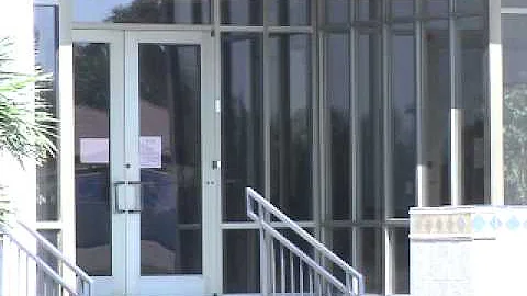 Lawsuit targets prominent Valley attorney