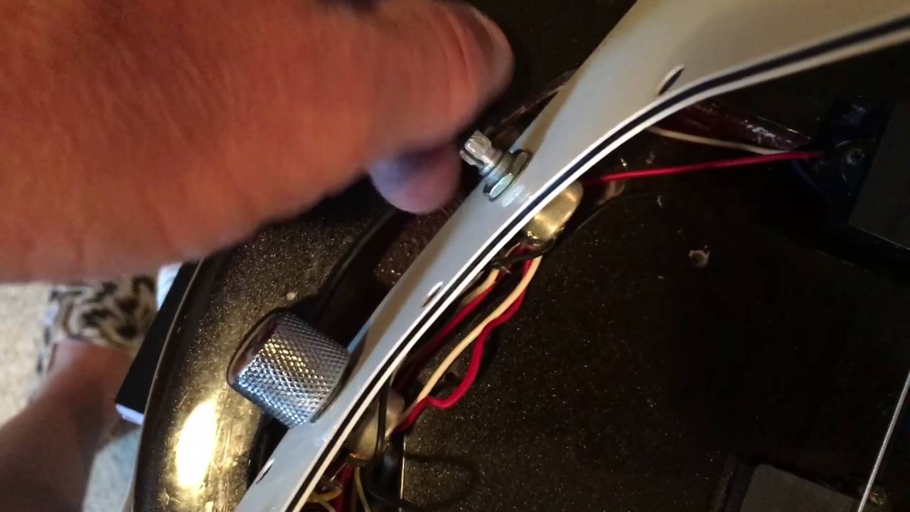 Squier Precision Bass bad potentiometers YouTube