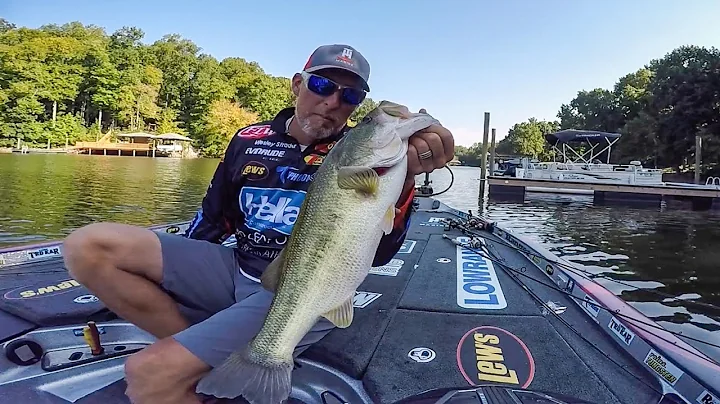 Strader Catching Kickers on Lake Norman