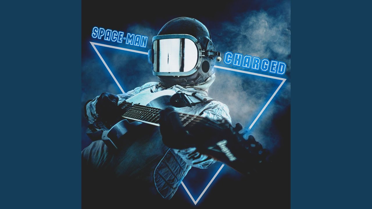 Strogg auf YouTube ansehen Strogg auf YouTube ansehen