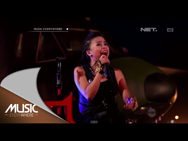Kotak - Try (Pink Cover) (Live at Music Everywhere) * class=
