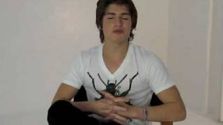 Gregg Sulkin Describes the Wizards Cast!