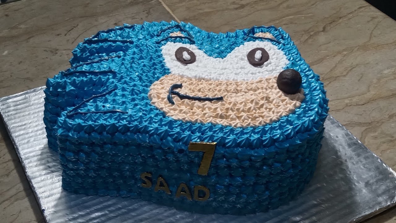 Sonic Hedgehog face cake sonic cake tutorial sonic birthday cake