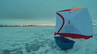 Первый лед 2022-2023 Рыбалка зимой на р.Кама с ночевкой.