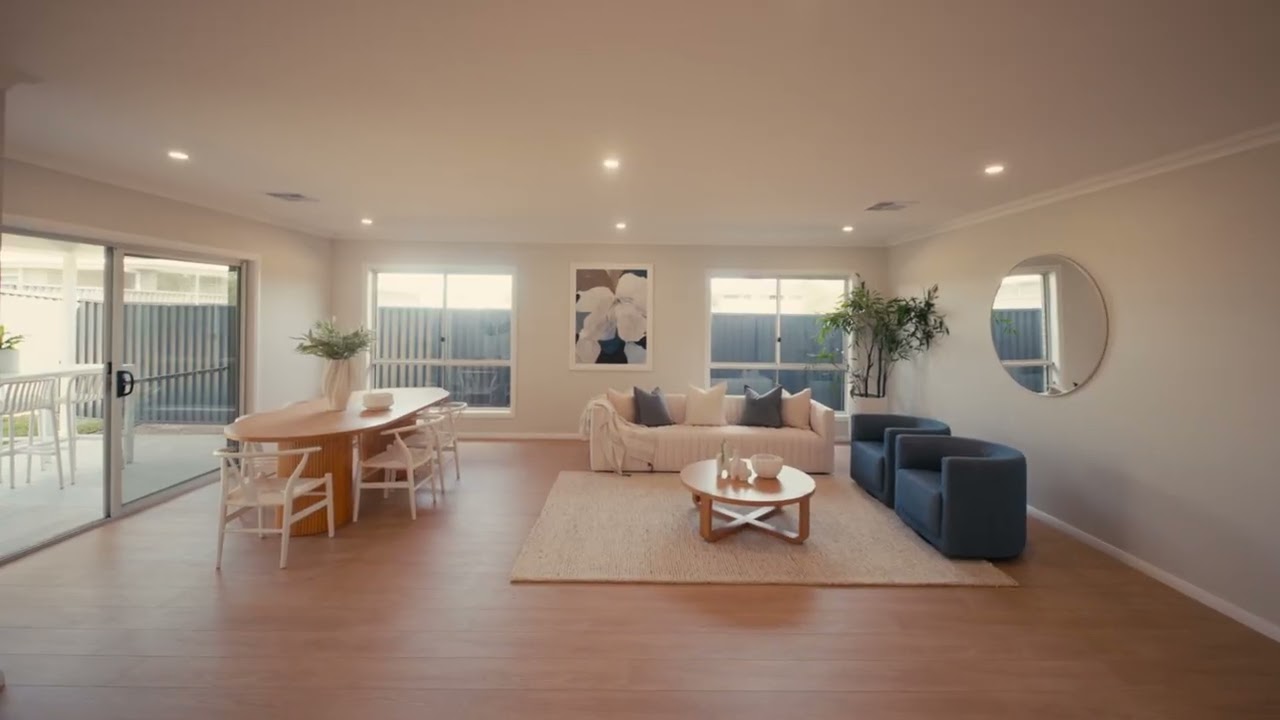 4 Bellaroi Parade, Gilead - Darnell Haselau, Angela Bolton, Abbey Tilden Stone Real Estate Illawarra