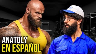 Download Lagu Anatoly muestra su fuerza a fisicoculturistas en el gimnasio | Anatoly en Español MP3