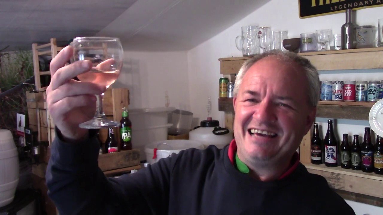 Homebrew Wine Homebrew Wine Magnum Medium Dry Rose Wine Kit Review