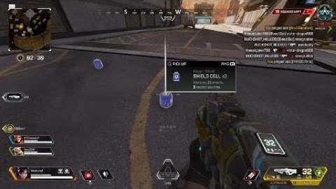 Gold weapon and vault key in 1 cargobot WTF | Apex Legends