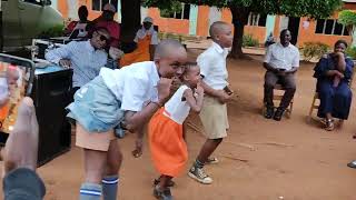 Dancing time Melowah Primary school Smart Life campaign Akultec pro DJ Kool