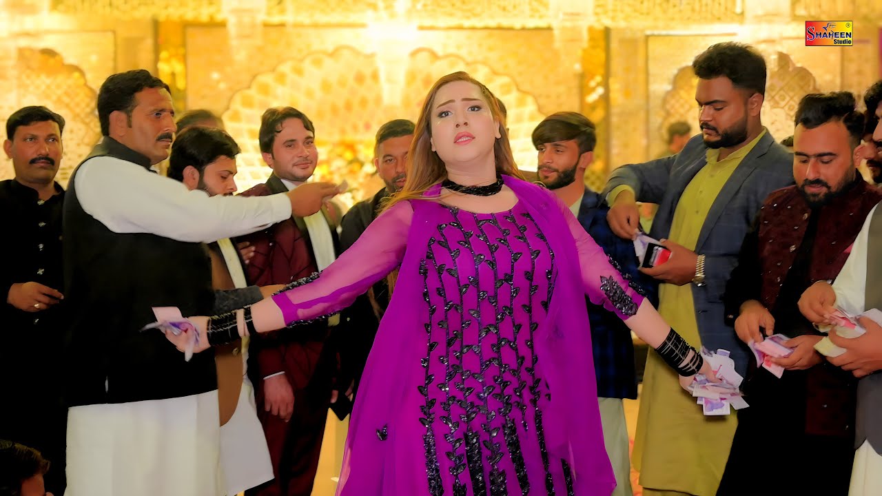 Dil Ke Sau Tukde , Pari Paro , Bollywood Dance Performance 2025