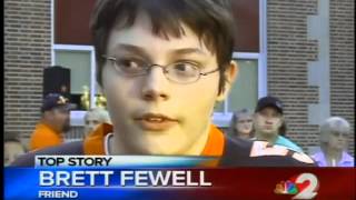 Candlelight vigil honors Eaton teen