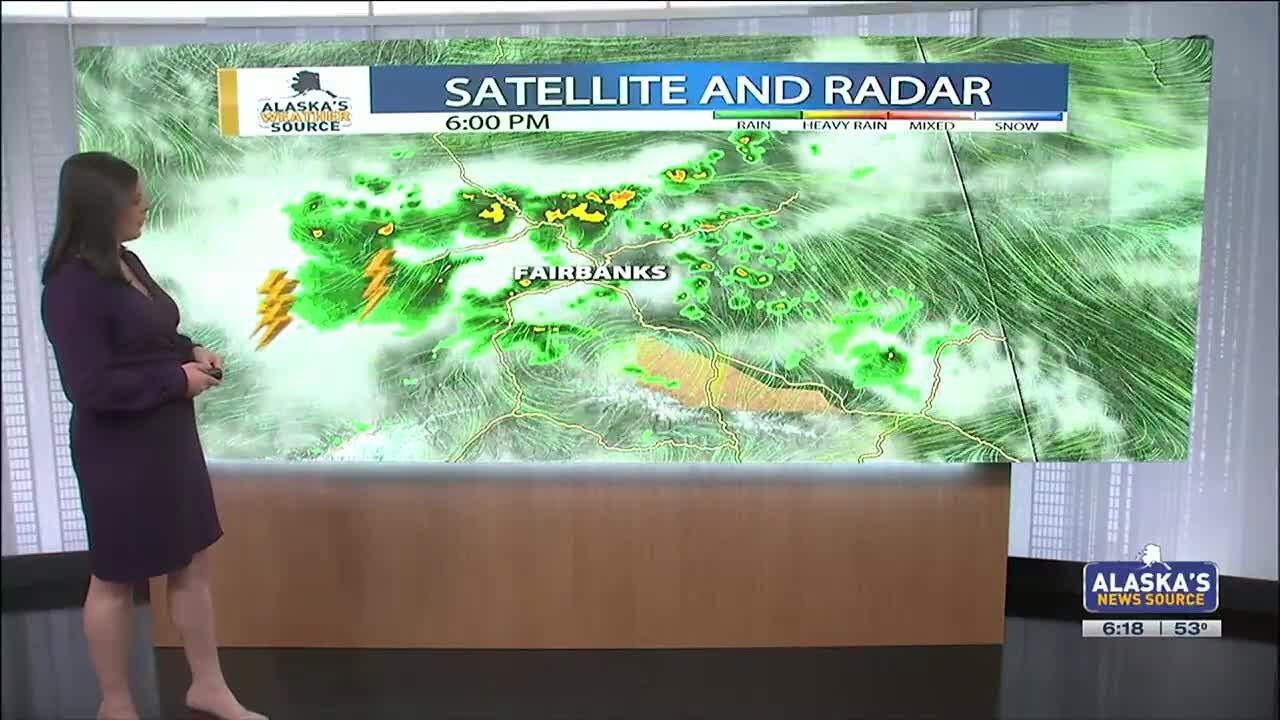 Rain and thunderstorms linger into Thursday - YouTube