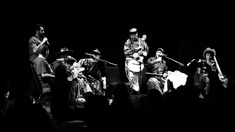 ALASH (with JOYCE J. SCOTT, RAW SILK & SHODEKEH): ...