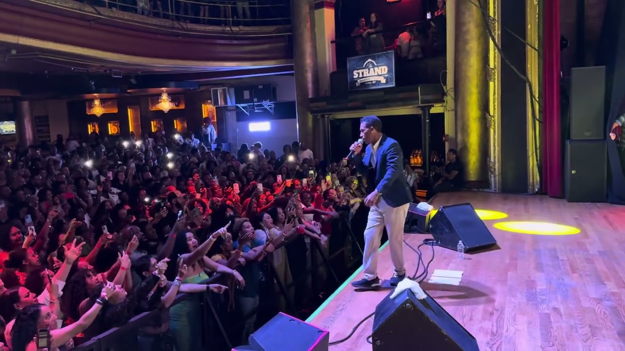 Live Concert Beto Dias “ Ai sim sabeba “ at The Strand in RI. We do not owned the right to this song