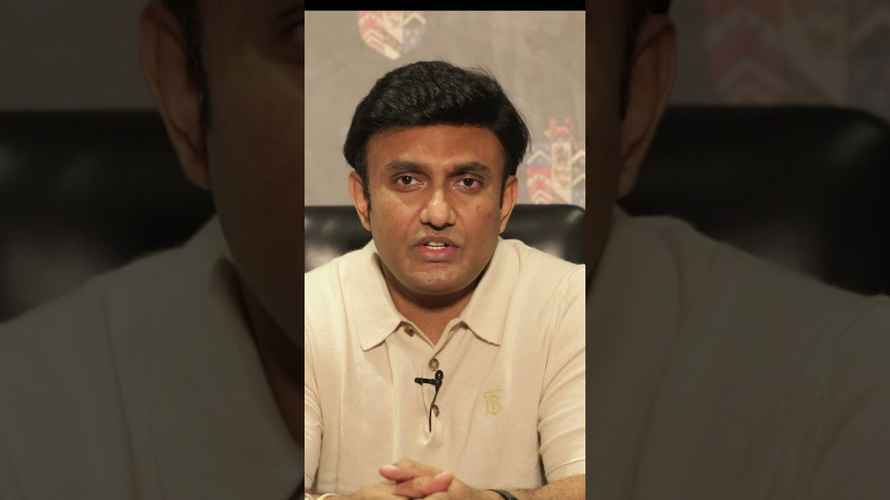 Health & Medical Education Minister Dr K Sudhakar welcomes the new batch of MBBS students