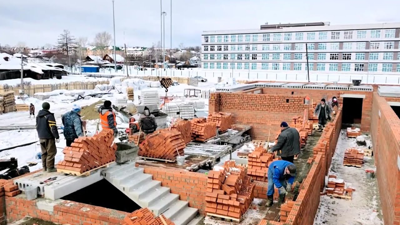 Про кронирование деревьев, вывоз снега и строительство жилья в Серове #серовтв #серов #твсеров