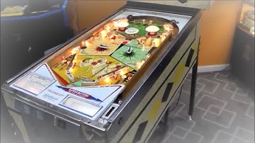 Troubleshooting a Gottlieb Four Seasons EM Pinball Machine - How To Read Schematics