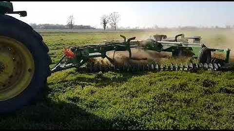 Controlling weeds with the Kelly Model 2006