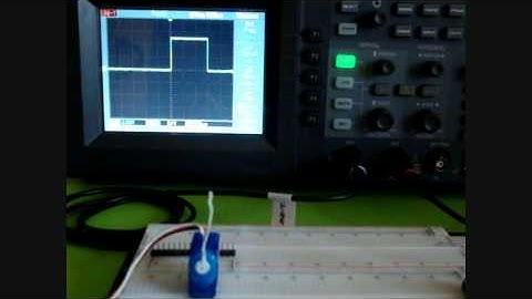 Attiny2313 20PU Hobby Servo Motor PWM Control
