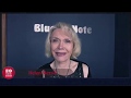 Capture de la vidéo 30Th Anniversary Message From Helen Merrill