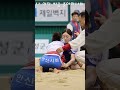 두 여자가 밖에서 속옷을 벗는 이유 ㅋ  [유머/웃긴이야기]