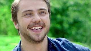 En Yakışıklı 15 Türk Erkek Oyuncu