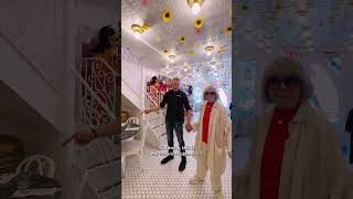 Curious About The Best Tables At Serendipity 3? Come Find Out Where To Dine Like A Pro.