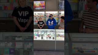 BLINDFOLDED | guess the vape juice 💨🧃 screenshot 5