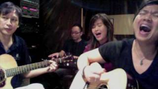 Be Glorified And Magnified (Acoustic Demo) +Lyric -True Worshippers chords