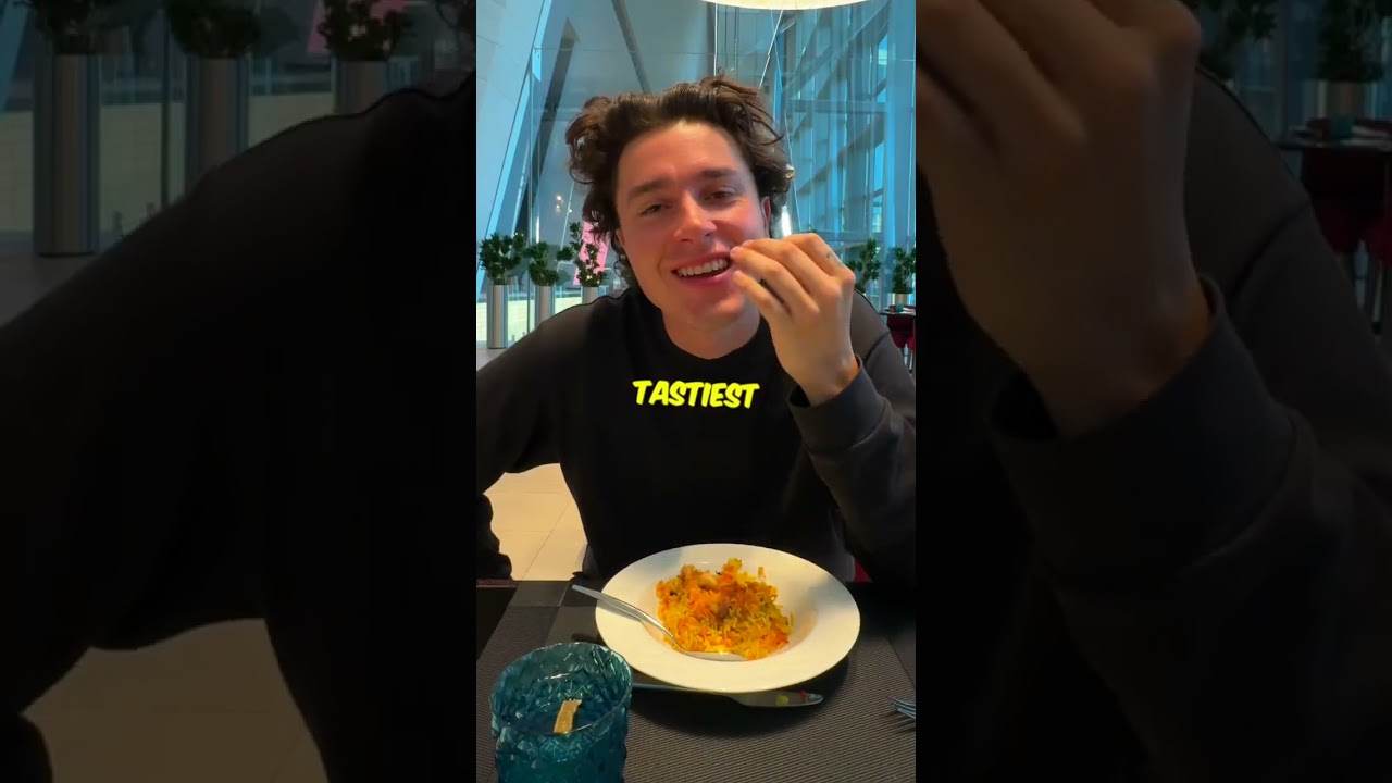 Is This The Best Lounge In The World? 🤯 (Al Safwa) 