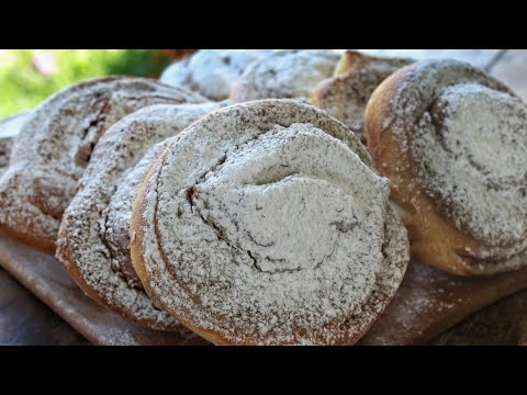 Οι παραδοσιακές Ταχινόπιτες της Κύπρου - Traditional Tahini Pies from Cyprus