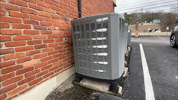 EXTREMELY Frozen 2007 4 Ton Trane XR13 Running in Heat Mode