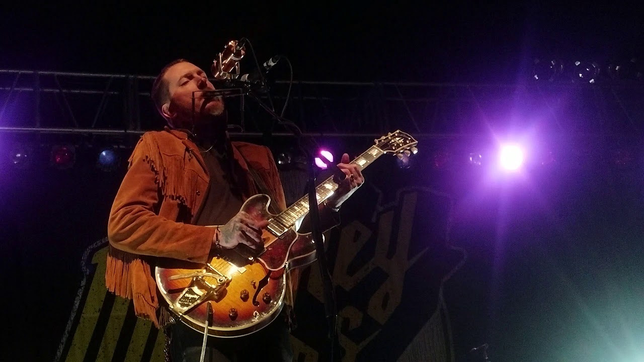 Bones Owens (live) long long time@the Rave Milwaukee - YouTube