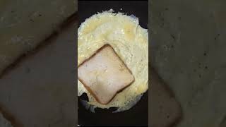 bread omelette🤤