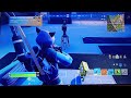 Fornite pero solo puedo jugar con la primera arma que coja