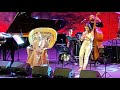 Capture de la vidéo Omara Portuondo & Andrea Motis " Lágrimas Negras" En El Festival Grec De Barcelona 2021.