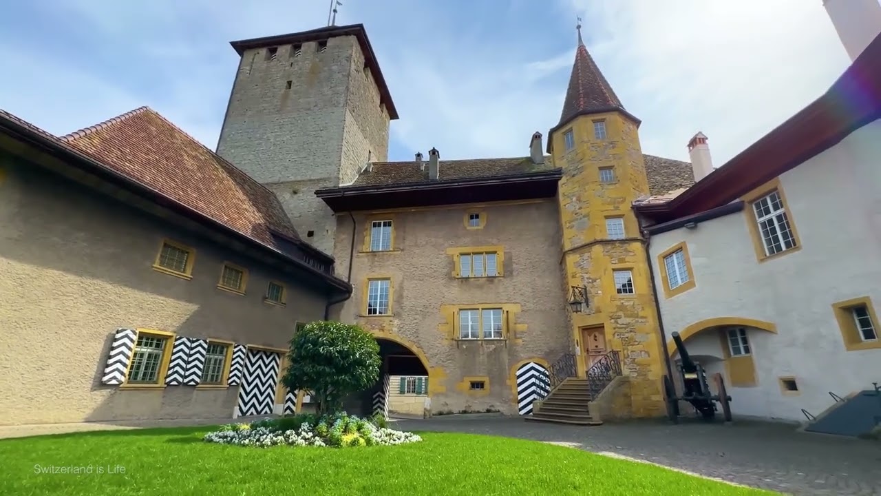 Murten is the most beautiful historic Swiss town 🇨🇭 Switzerland 4K