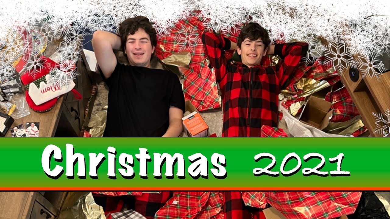 Christmas 2021 With Our Family - YouTube